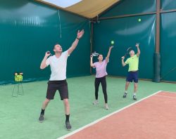 Tenis dla rodzica i dziecka – wspólny czas na korcie